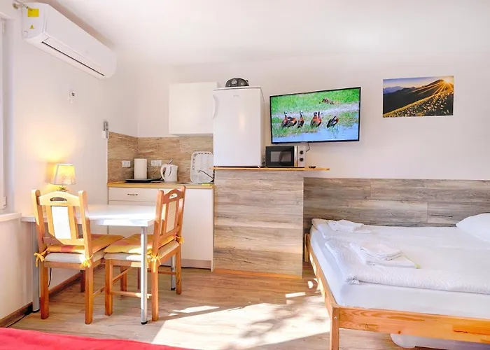 Apartman Southwest 3 With Aircon & Free Parking *