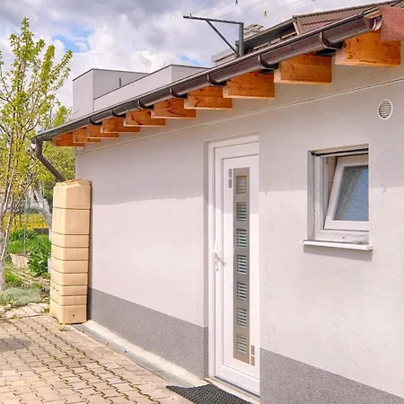 New With Aircon & Free Parking Apartment Ljubljana